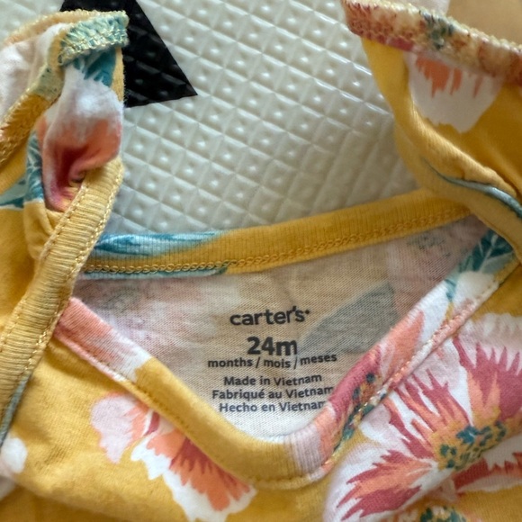 Carter’s|Baby girl cute summer outfit,Floral Yellow Onesie and Pink Shorts Set• - Picture 3 of 4